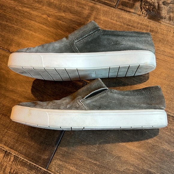 Vince Olive Smoke Suede Slip On Sneaker Size 9 - Picture 5 of 15